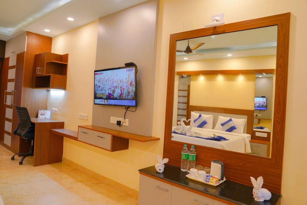 Why Our Standard Room Is Perfect for Business & Family Stays